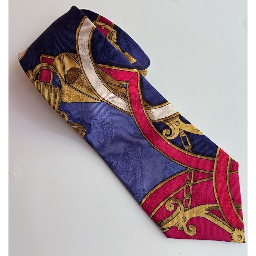 Vintage Hermes INSTRUCTION DU ROY Printed Jacquard Silk Tie